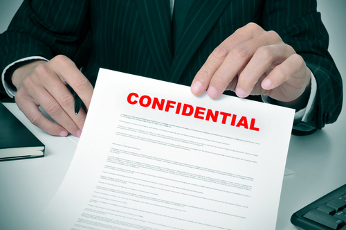 EXAMPLES OF ETHICAL DILEMMAS IN SOCIAL WORK IN THE UNITED STATES